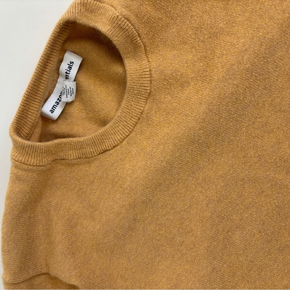 Amazon essentials Yellow mustard men’s medium sweater - Picture 3 of 4